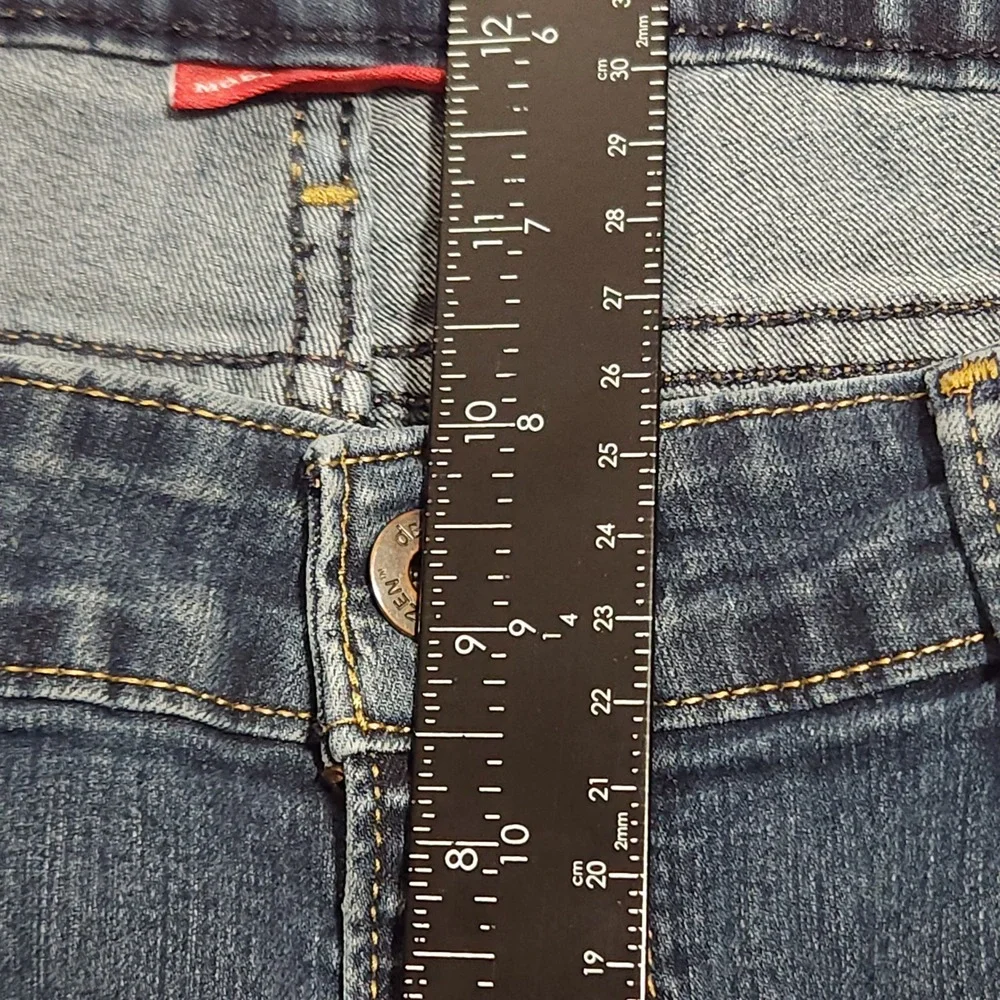 Denizen from Levi's Jeans Women's 16L‎ Modern Skinny Dark Wash Stretch Denim